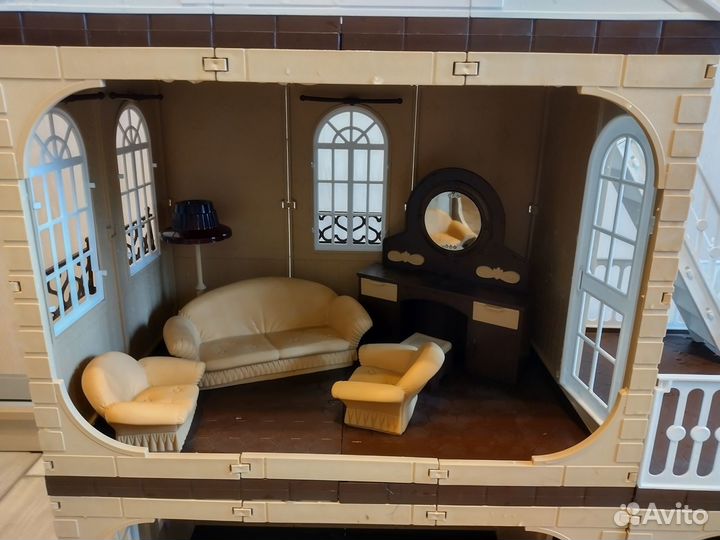 Домик для кукол
