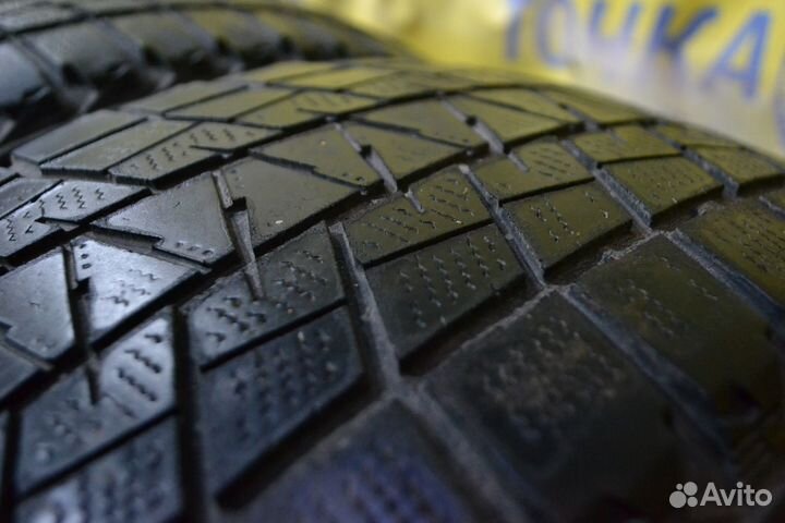 Bridgestone Blizzak DM-V1 235/55 R18