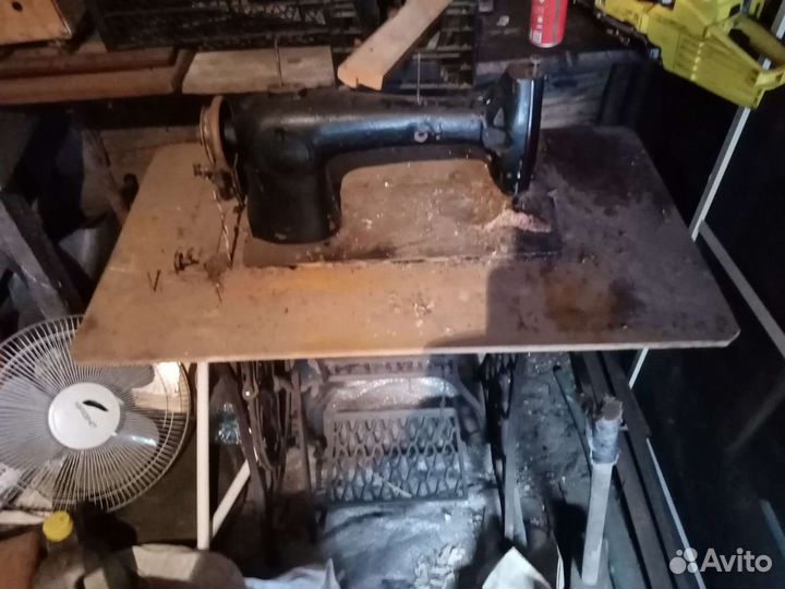 Швейная машинка