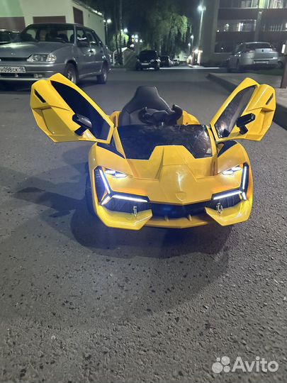 Детский электромобиль