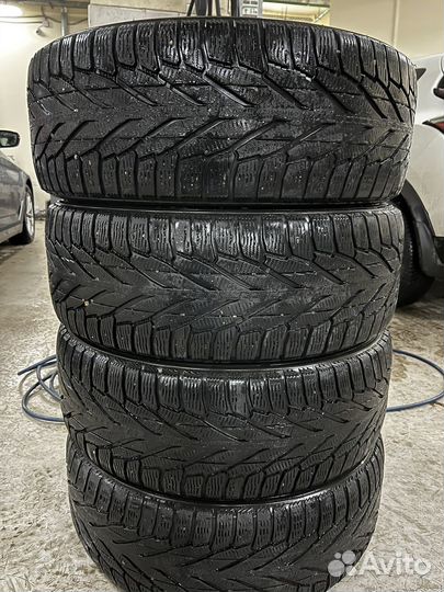 Nokian Tyres Hakkapeliitta R2 SUV 225/60 R17 103R