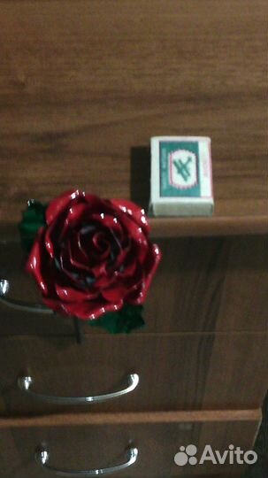 Металлическая роза