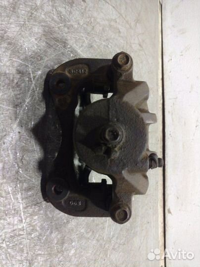 Суппорт Hyundai Tucson