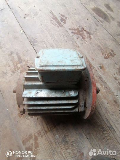 Электродвигатель 1,5 кв,1500 об