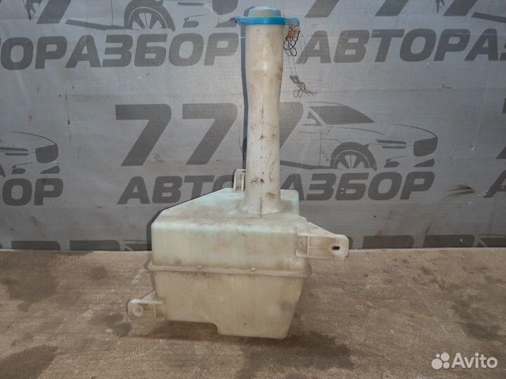 Бачок омывателя Hyundai Sonata 5 EF