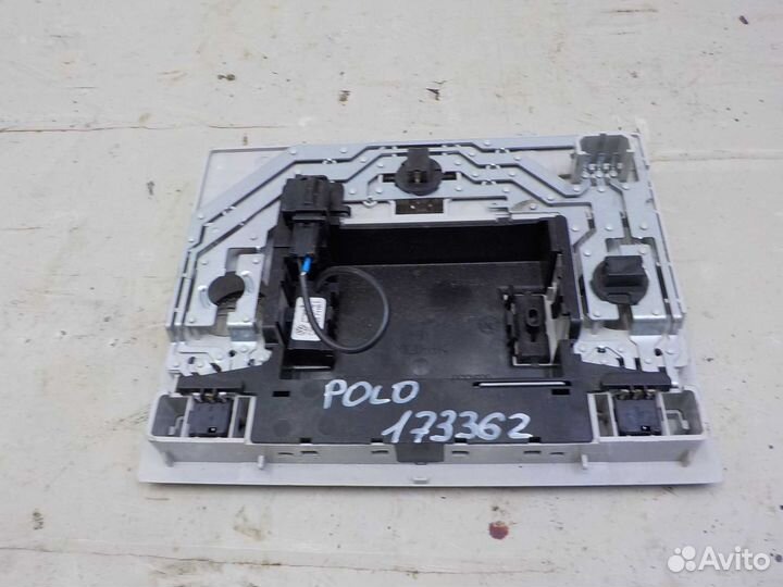 Плафон освещения салона volkswagen polo