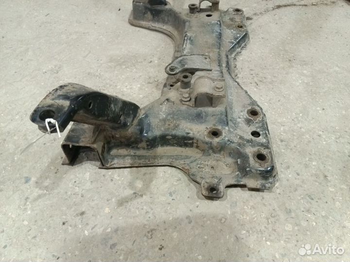 Подрамник передний Ford Focus