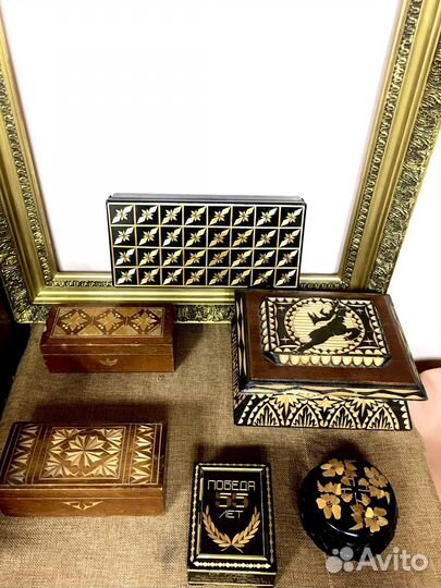 Старинные коробки, шкатулки