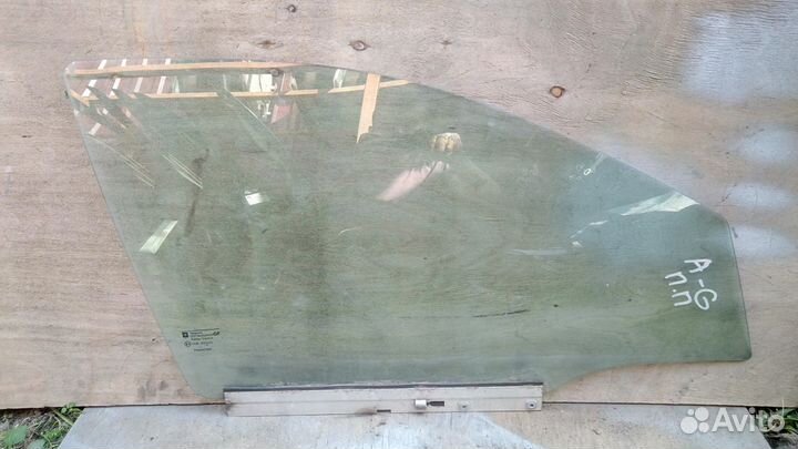 Стекло двери передней правой Опель Астра Г