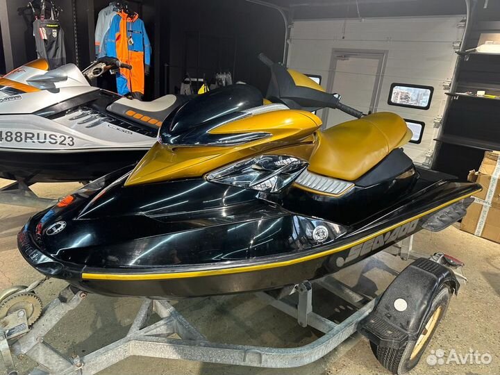 SEA-DOO RXP 215 Жёлто-чёрный