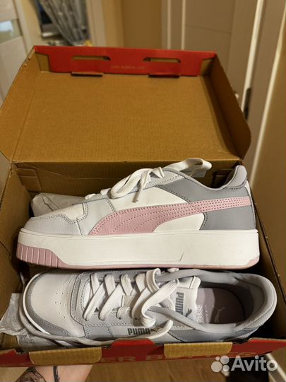 Кроссовки Puma Carina Street