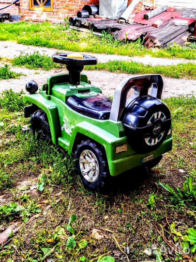 Машина детская