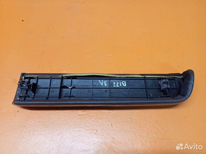 Накладка обшивки двери задняя левая Infiniti Qx56