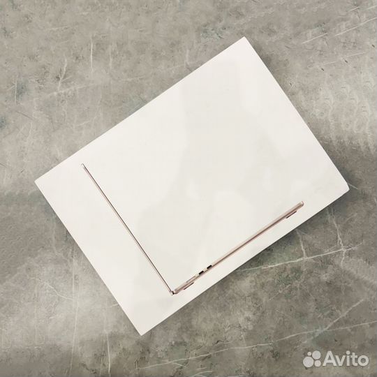 MacBook Air 15 M3 256GB Starlight