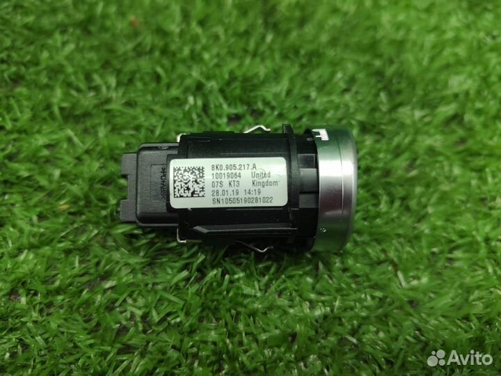 Кнопка старт-стоп 8K0905217A Audi A4 B8