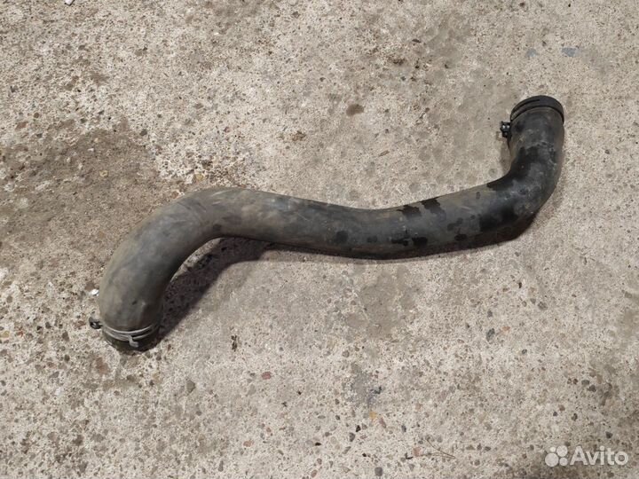 Патрубок (трубопровод, шланг) Volkswagen Amarok