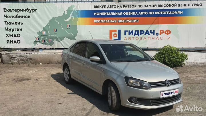 Блок предохранителей салонный Volkswagen Polo Seda