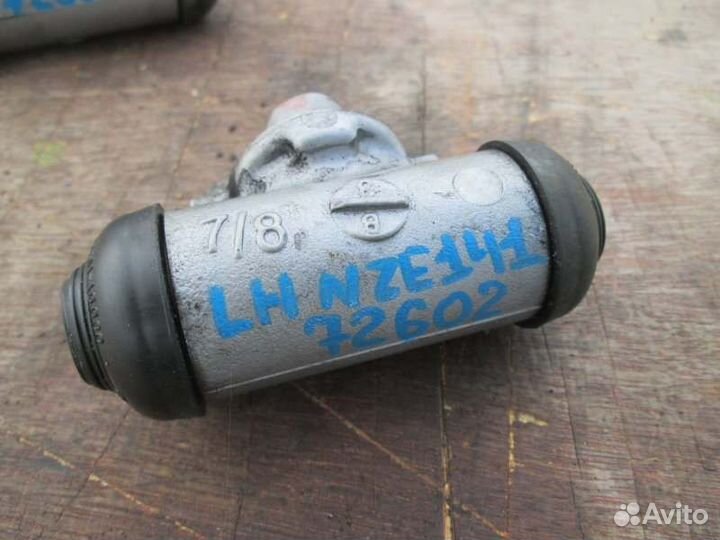 Рабочий тормозной цилиндр задний левый Toyota