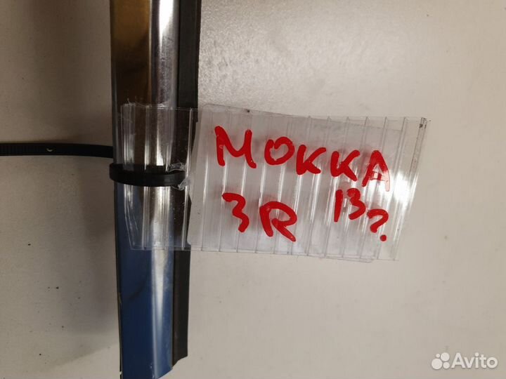 Накладка стекла задней правой двери Opel Mokka 201