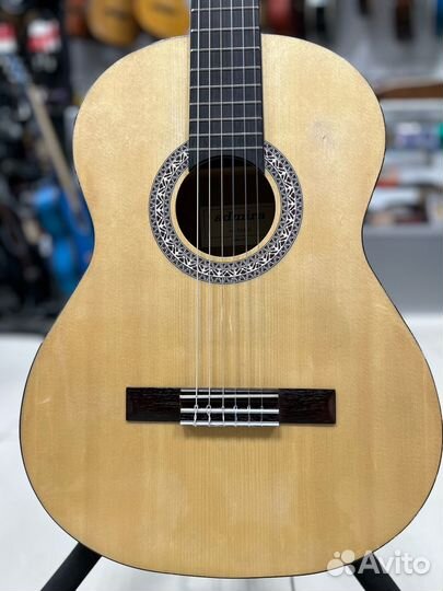 Admira sara классическая гитара, испанский бренд
