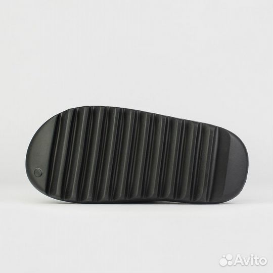 Шлёпки Adidas Yeezy Slide Black