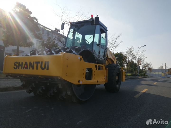 Дорожный каток Shantui SR14P, 2023