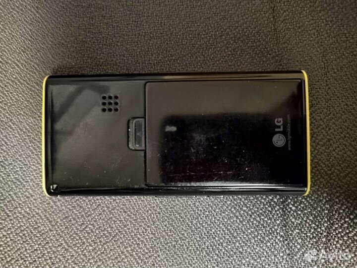 Телефон slider LG KE800
