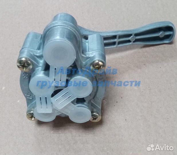 Кран подъема опускания полуприцепа