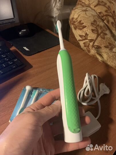 Электрическая щетка Philips