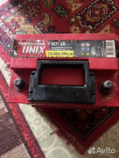 Аккумулятор автомобильный 60 ач