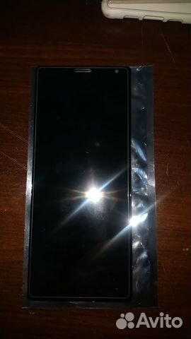 Xperia 10 plus (i4213)