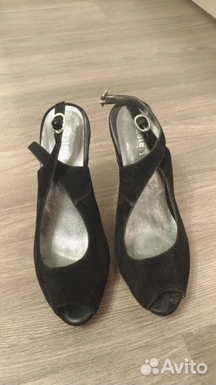 Босоножки женские 38 размер