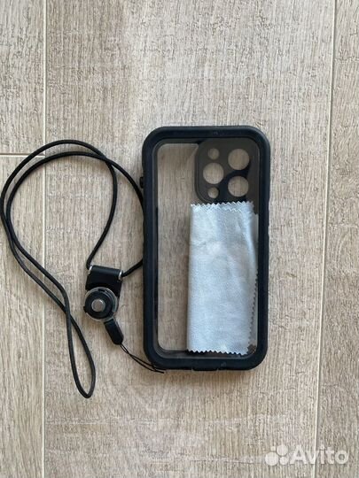 Продам чехол водонепроницаемый для iPhone 13 PRO