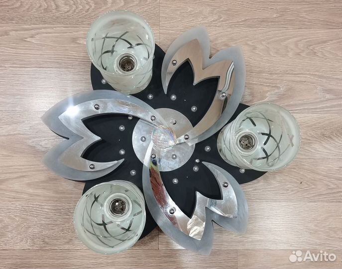 Люстра потолочная б/у