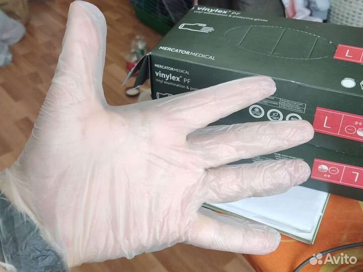 Перчатки виниловые