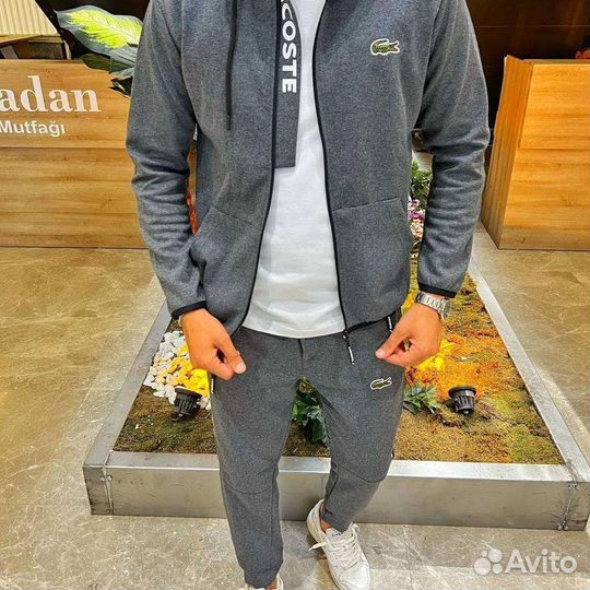 Спортивный костюм мужской