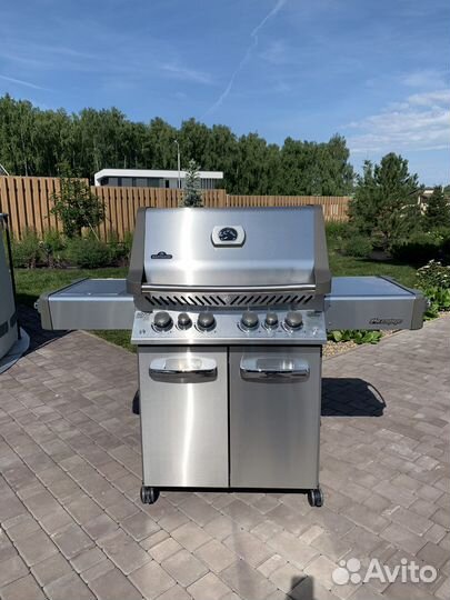 Газовый гриль Napoleon Freestyle 365 SIB