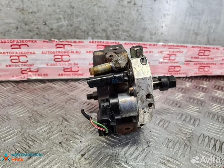 Тнвд BMW 3 E90/E91/E92/E93 2006 13518511824