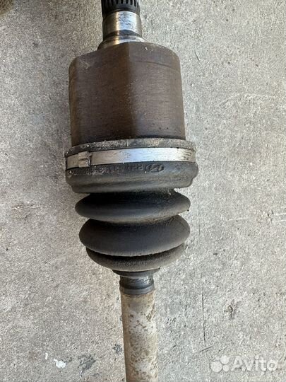 Полуось правая Hyundai Accent