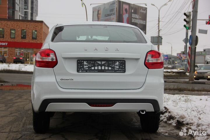 LADA Granta 1.6 МТ, 2023, 10 км