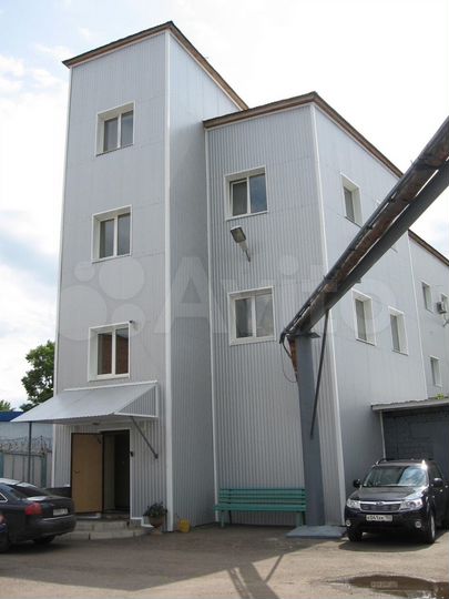 Здание, 966.8 м²