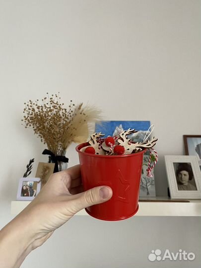 Новогодние елочные игрушки