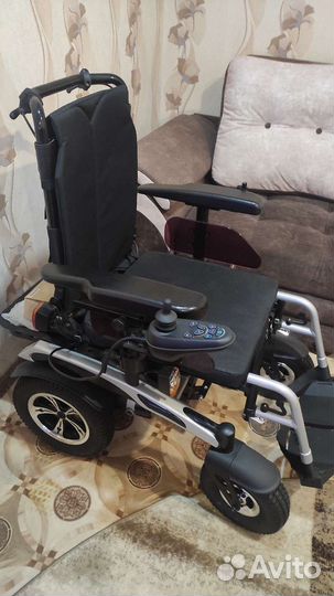 Инвалидная коляска с электроприводом новая