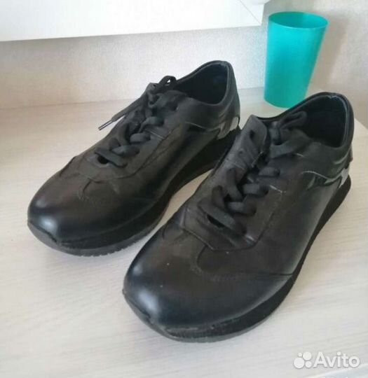 Кроссовки женские натуральная кожа 38