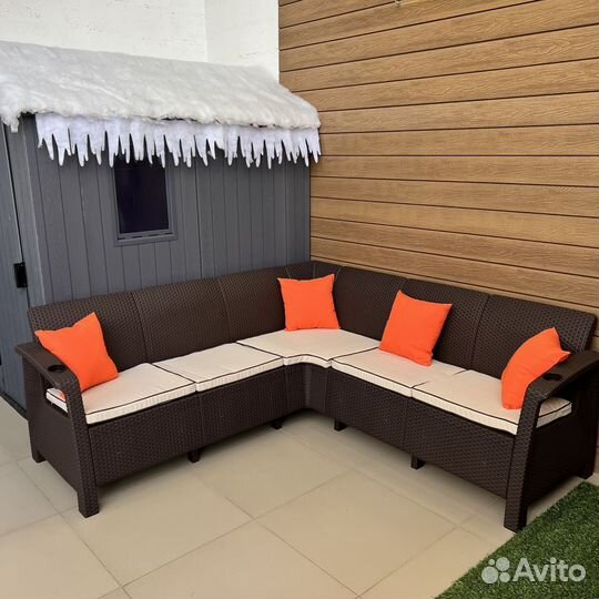 Садовый диван угловой под ротанг