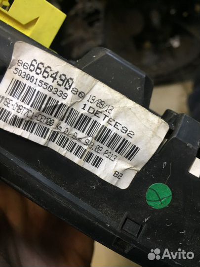 Панель приборов Peugeot 308