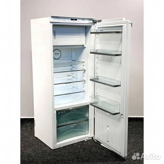 Ремонт холодильников AEG