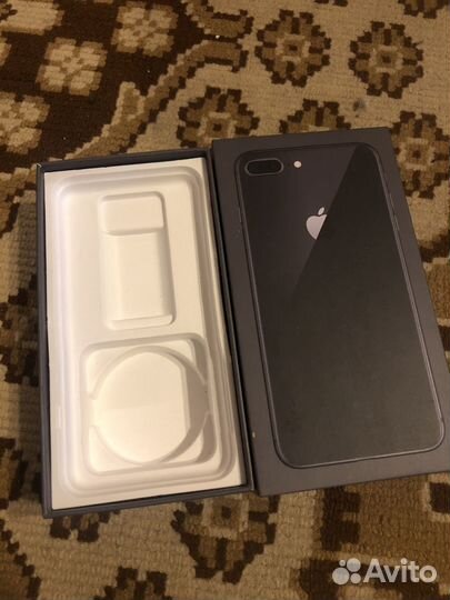 Телефон iPhone 8 plus
