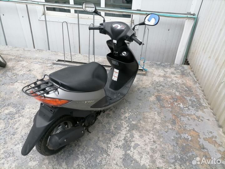 Suzuki address v50