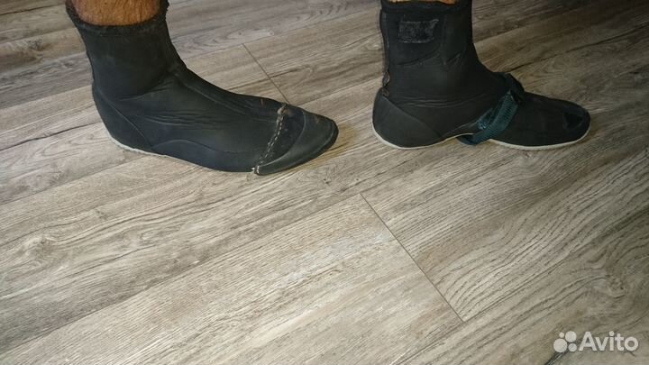 Гидротапки Neilpryde 5мм 44 размер, липучки